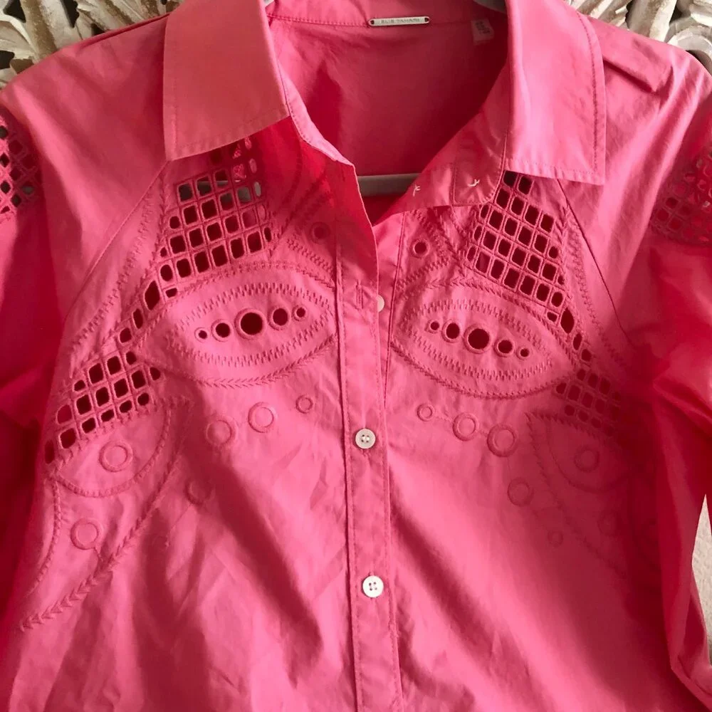 Elie Tahari Pink Eyelet Puff Sleeve Button-down blouse Org. $395 - Picture 7 of 10